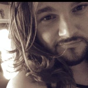 Meet your Posher, Adam